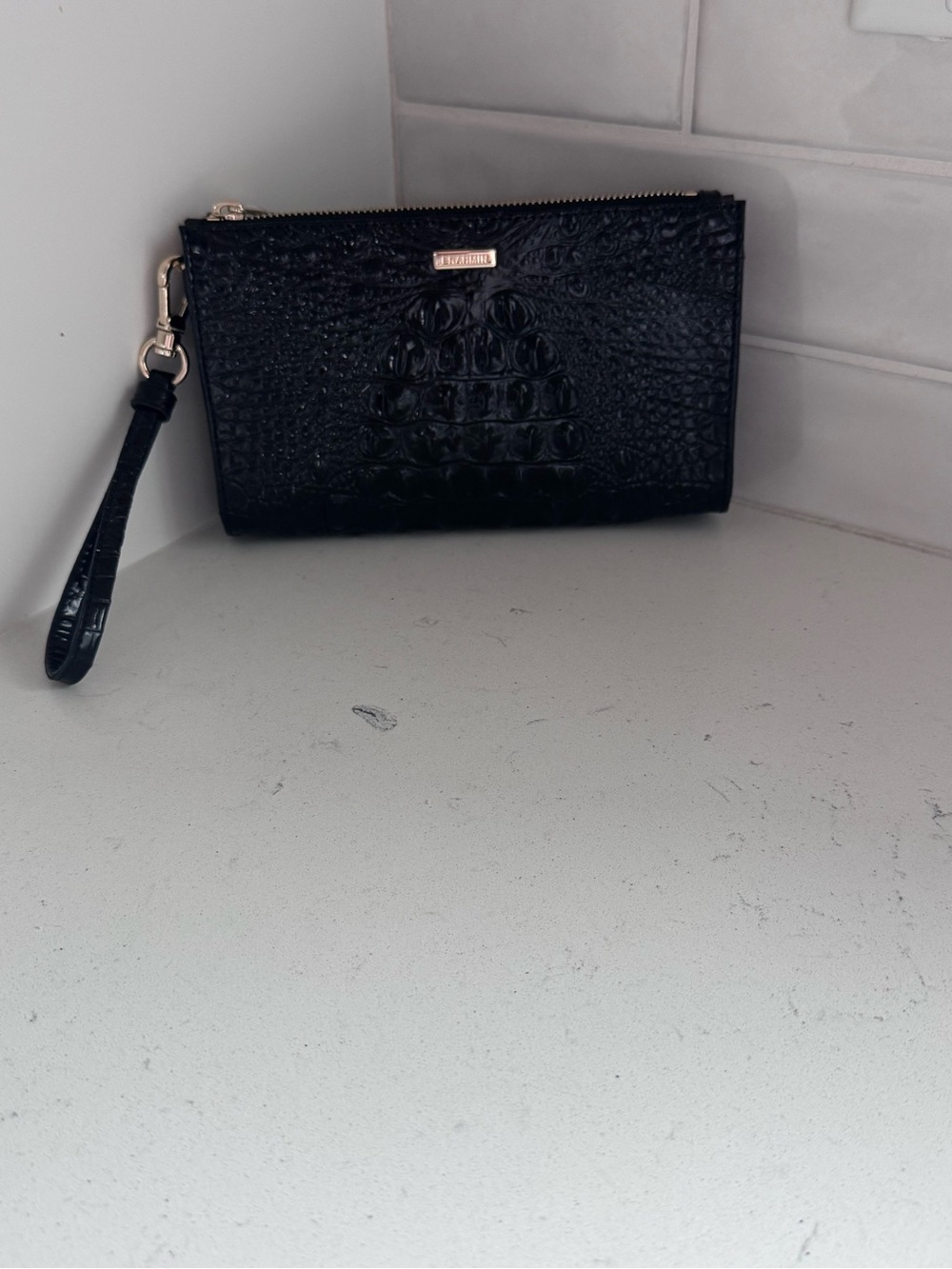 Brahmin Daisy Wristlet Black NWOT